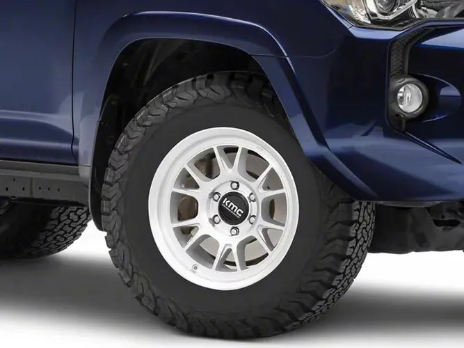 KM729 17X8.5 6X5.5 G-SLV MACH-FC 0M