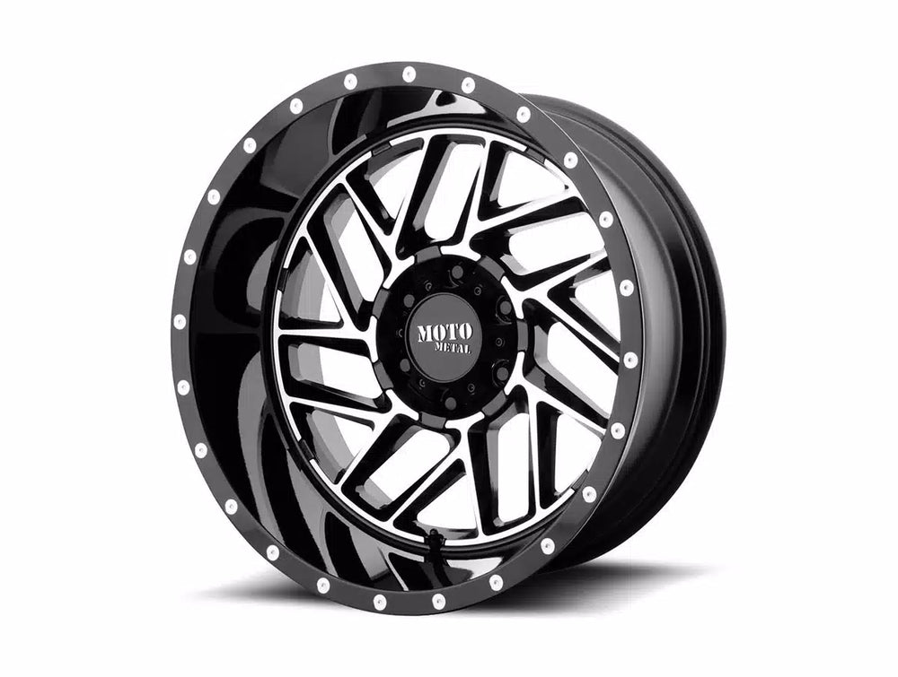 BREAKOUT 20x9 6x135.00 GLOSS BLACK MACHINED (18 mm)
