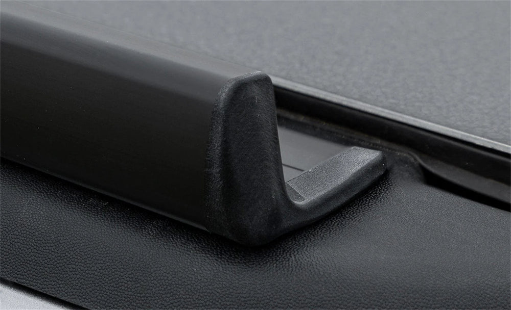 0413 SILVERADO/SIERRA 1500 5FT 8IN BOXALUMINUM UTILITY RAILS MATTE BLACK