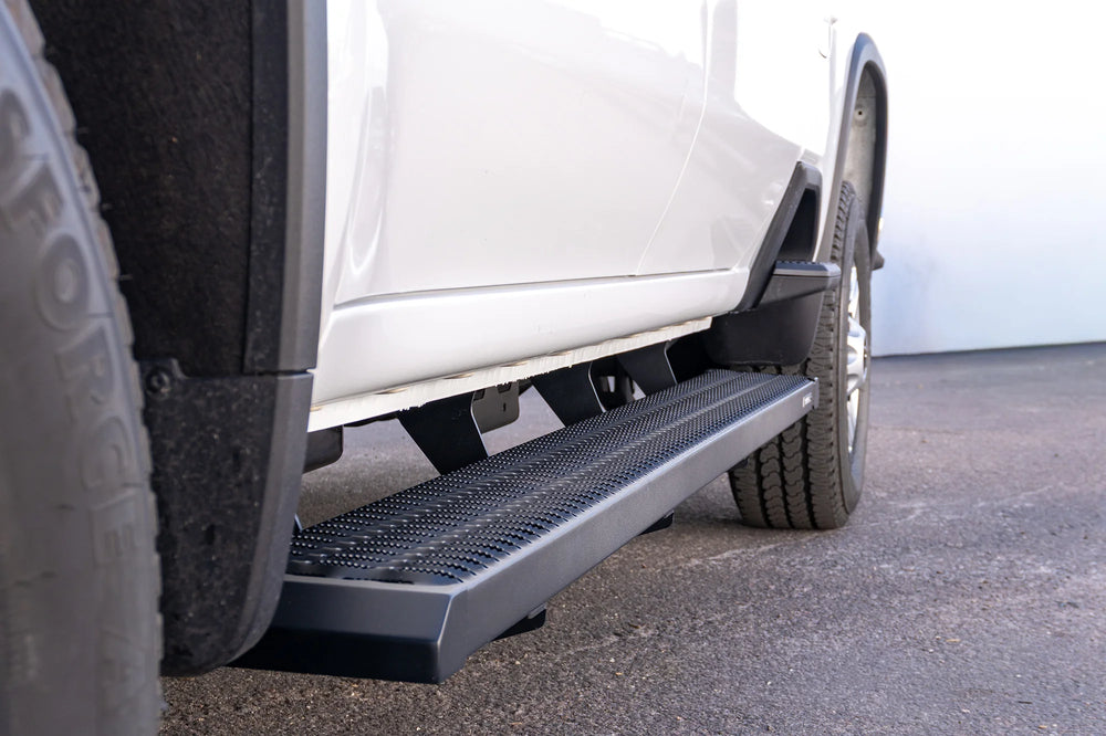 19C SILVERADO/SIERRA 1500/2500/3500 CREW CAB ALUMINUM HD RUNNING BOARDS BLACK TEXT