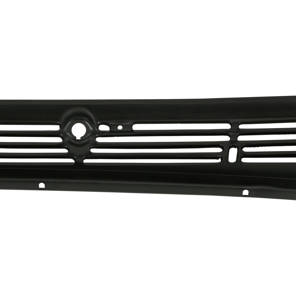 67-72 COWL PNL UPPER