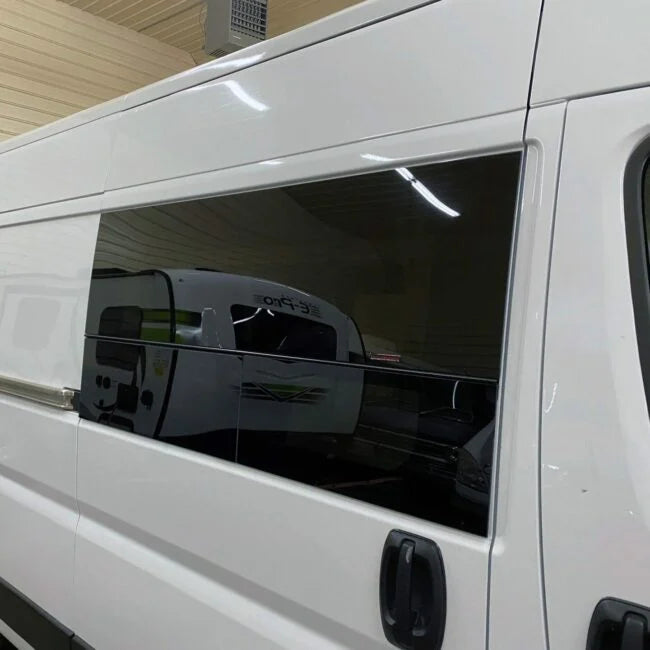 FIXED WINDOW 14C PROMASTER RIGHT HAND SLIDING DR TVENT