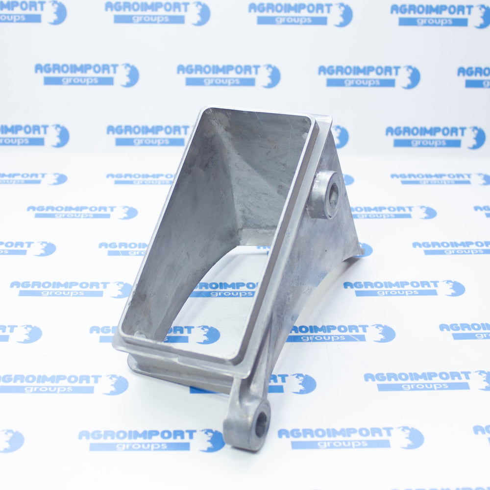 STEER AXLE ASSEMBLY