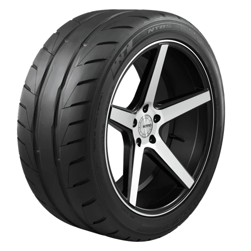 ~(27.3 lbs. 26X10X7)~ NT05 245/40ZR19 98W