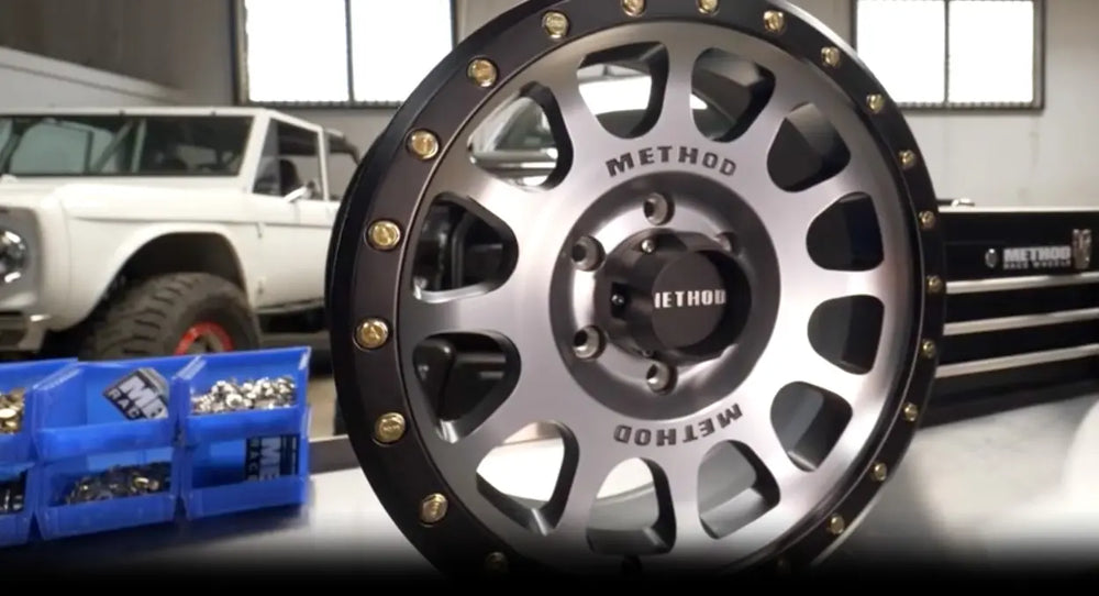 Method MR305 NV 17x8.5 0mm Offset 5x5 94mm CB Double Black Wheel