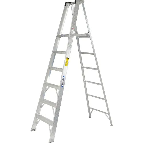 WERNER 6FT ALUMINUM PLATFORM LADDER TYPE IA 300# CAPACITY P376