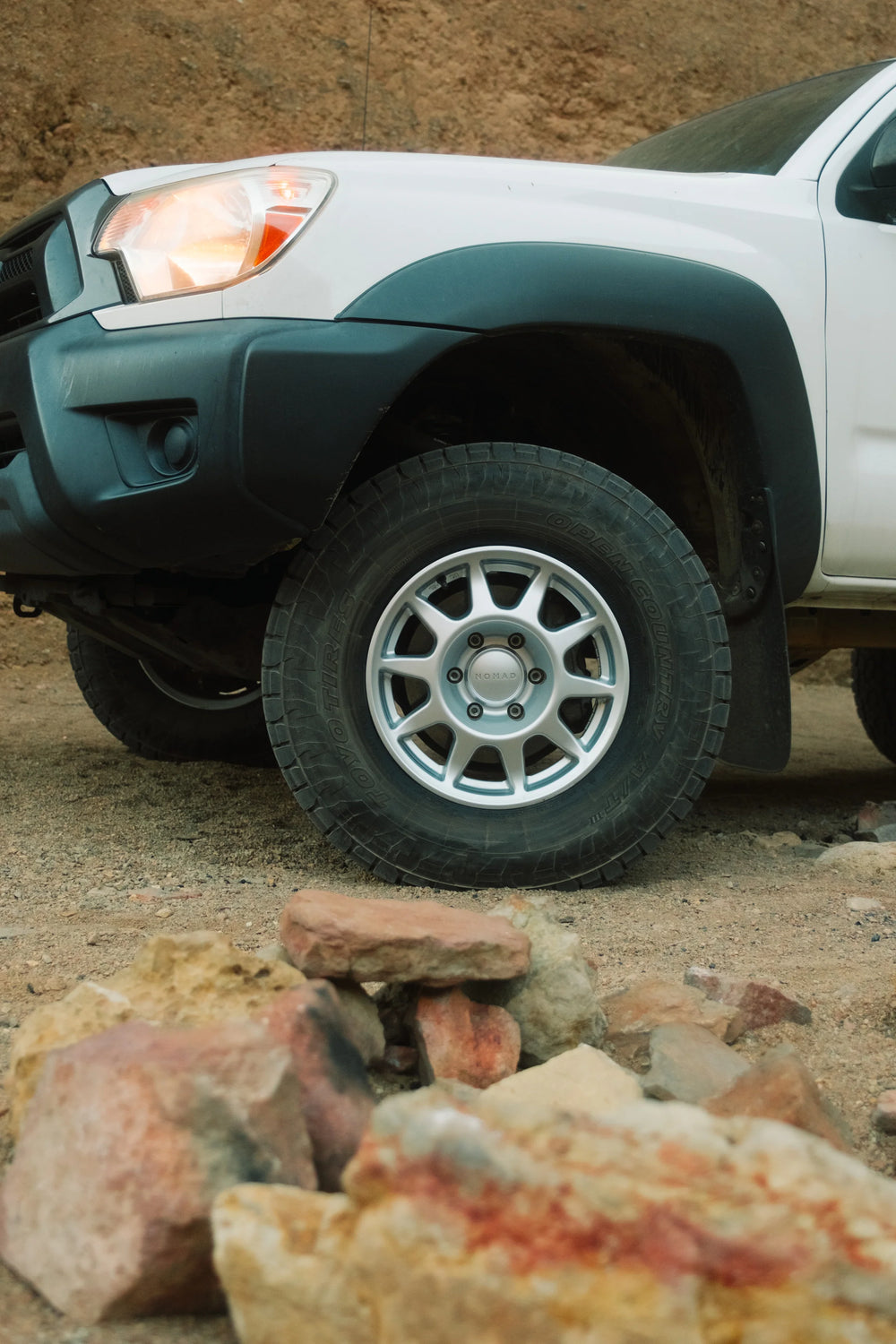 Nomad silver auto part