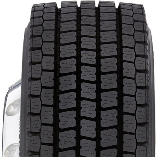 Toyo M920 - 245/70R195 133/131N (G/14) M920 TL (9.83 FET Inc.)