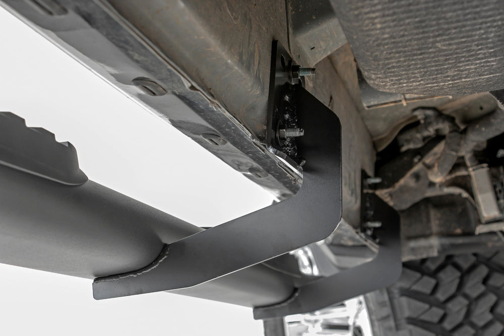 ~(61 lbs. 91X16X8)~ Dodge Oval Nerf Step Bars (19-20 Ram Crew Cab)