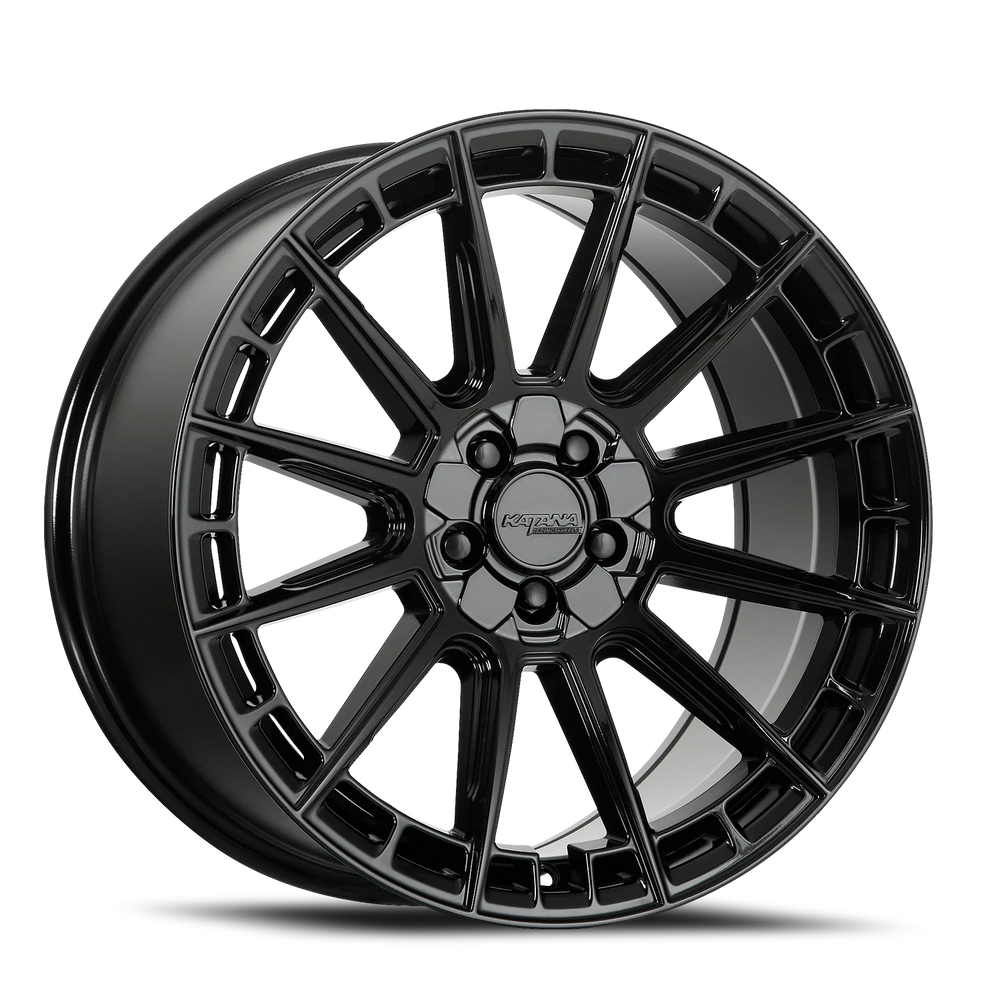 GLOSS BLACK