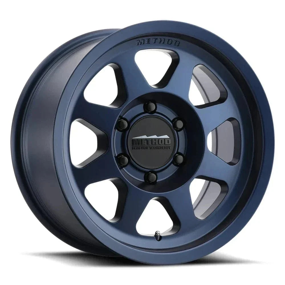 Method MR701 18x9 +25mm Offset 5x150 110.5mm CB Bahia Blue Wheel