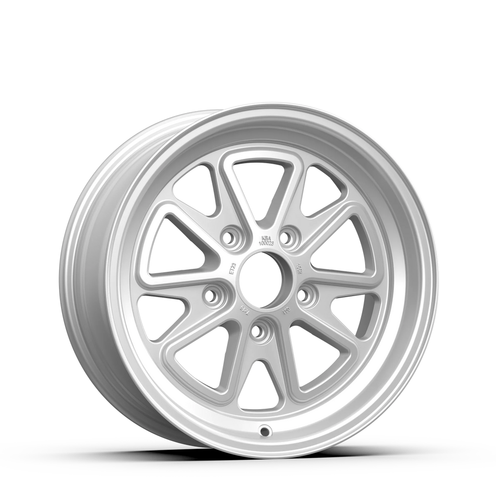 fifteen52 auto part