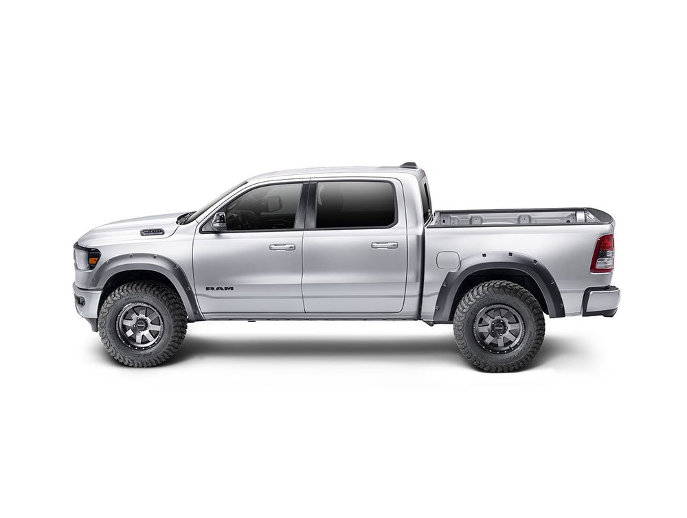 ~(200 lbs. 80X50X24)~ FENDER FLARES BW
