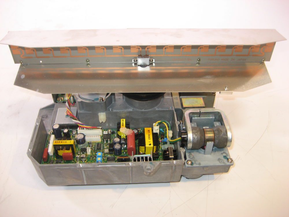 2.2KW 15" RADOME 16NM FOR 1623
