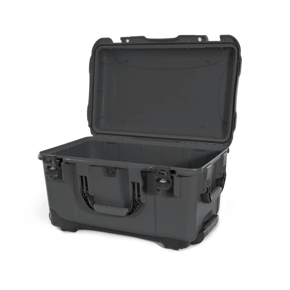 NANUK 938 WATERPROOF HARD CASEORANGE INTERIOR: 21.5 X 12.5 X 11.6IN
