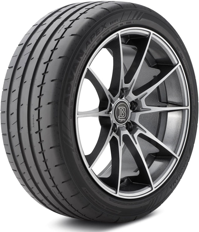 225/40R18 92Y XL ADV APEX V601