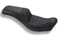 Mustang 06-17 HD Dble Diamond Squareback One-Piece, 2 Up Dyna Black w/Gunmetal Thread