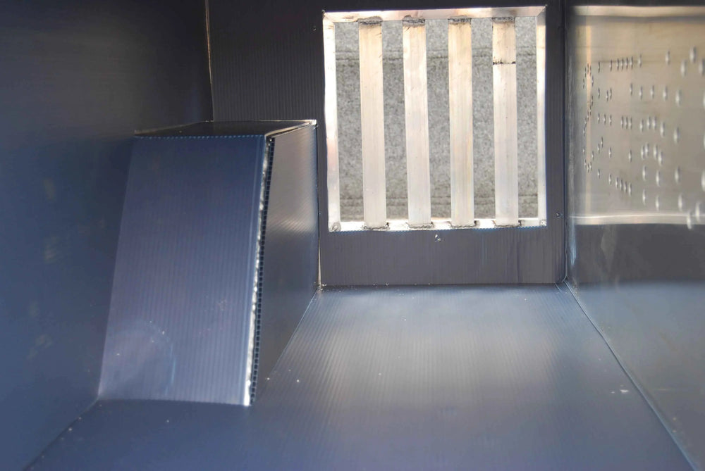 HUNTER SERIES DOGBOX 58x40x26