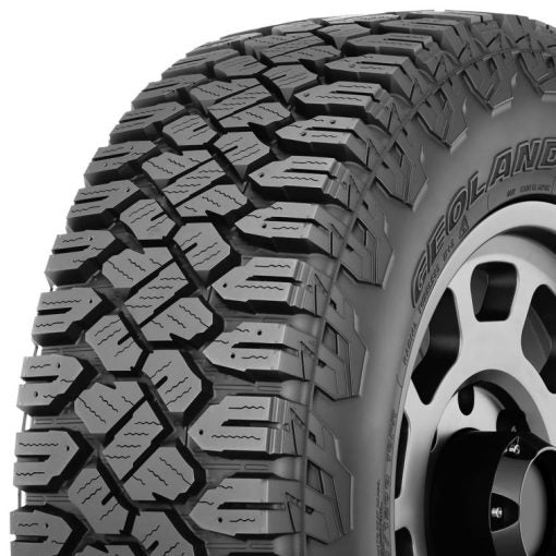 LT275/60R20 123Q E A/T XD G017