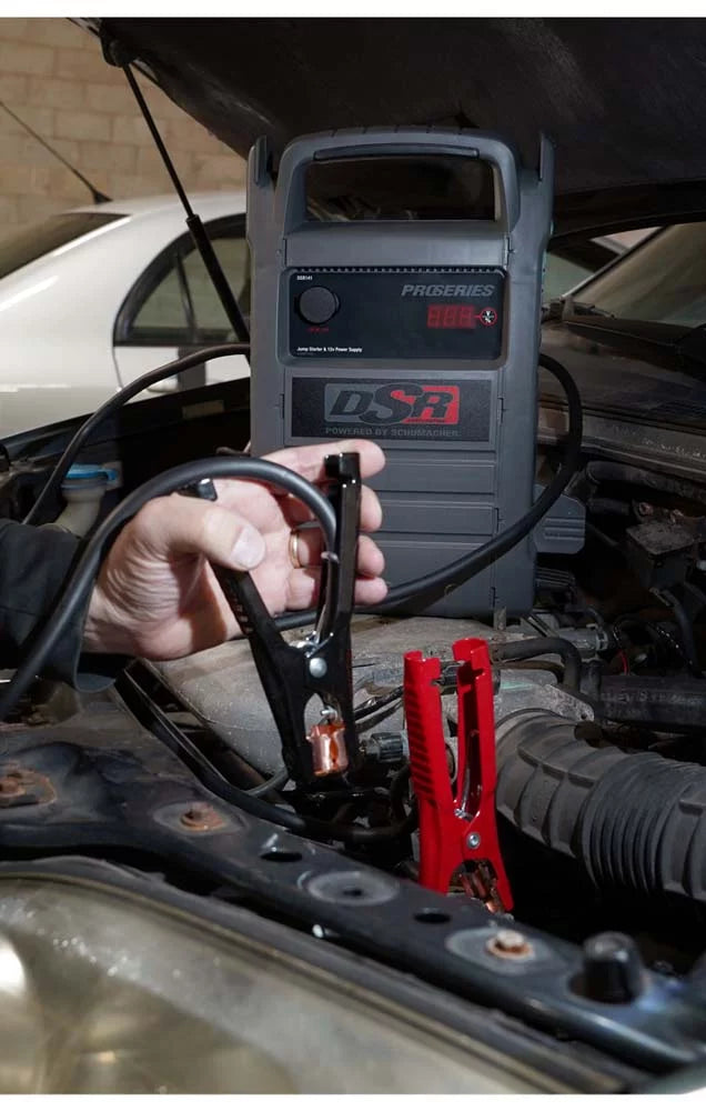 500 CRANKING AMP JUMP STARTER