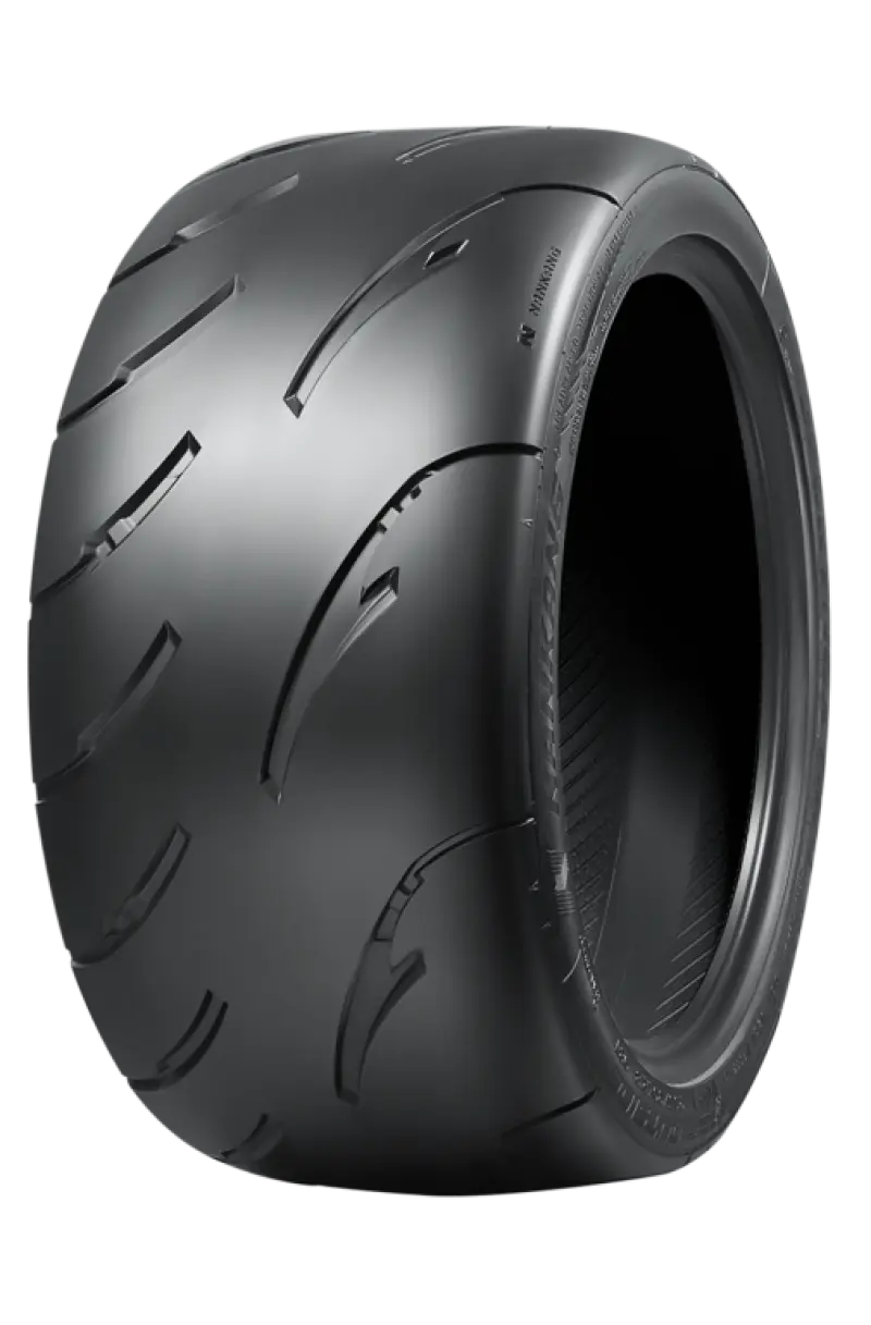 Nankang AR-1 Tire - 215/40ZR17 87W XL