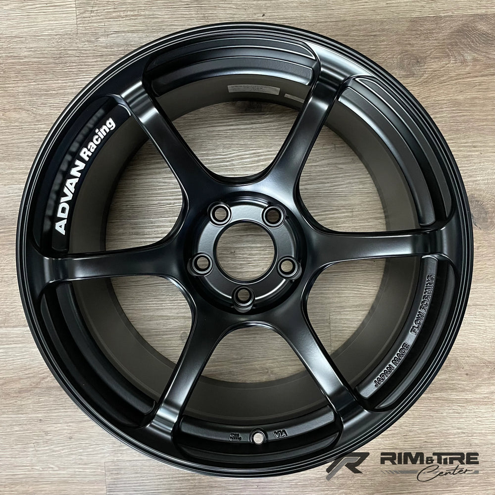 Advan RG-4 18x9.5 +45 5-100 Semi Gloss Black Wheel