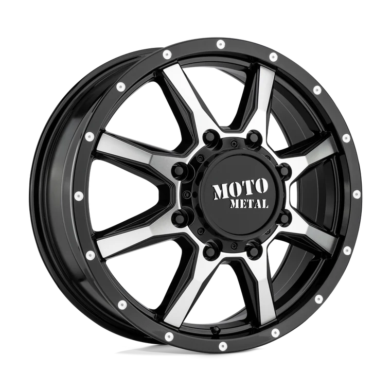 MO995 17X6.5 8X210 G-BLK MACH 111MM