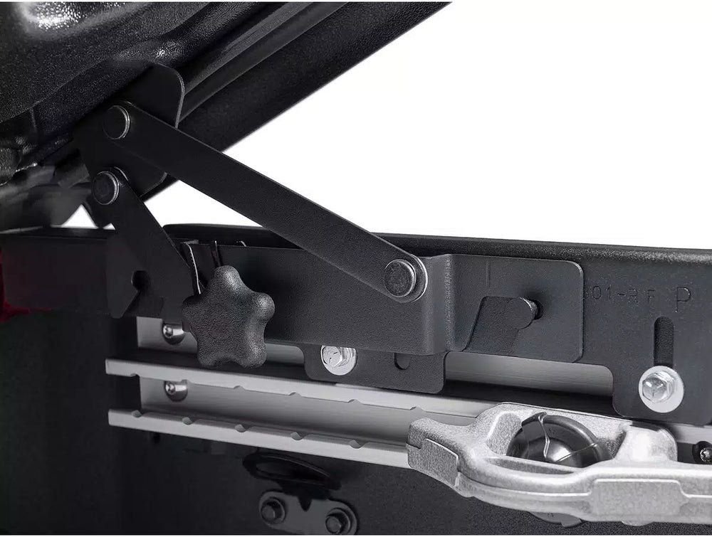 Undercover silver auto part
