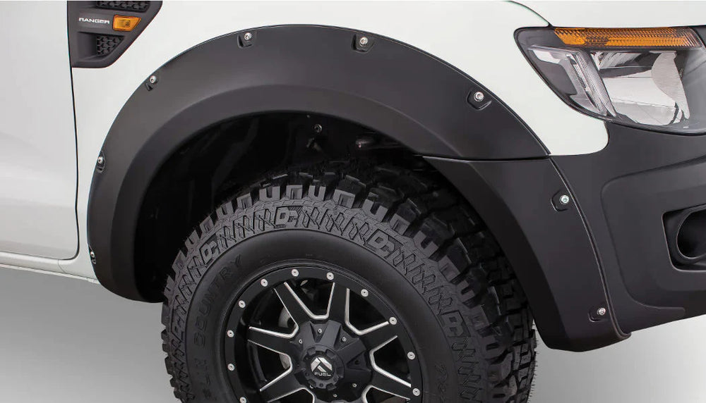 ~(11 lbs. 45X27X9)~ FENDER FLARES BW