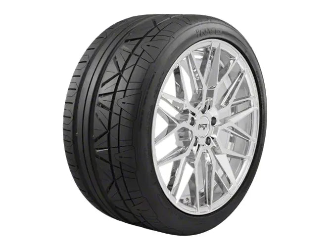 ~(27.3 lbs. 26X10X9)~ INVO 245/45ZR18 96W