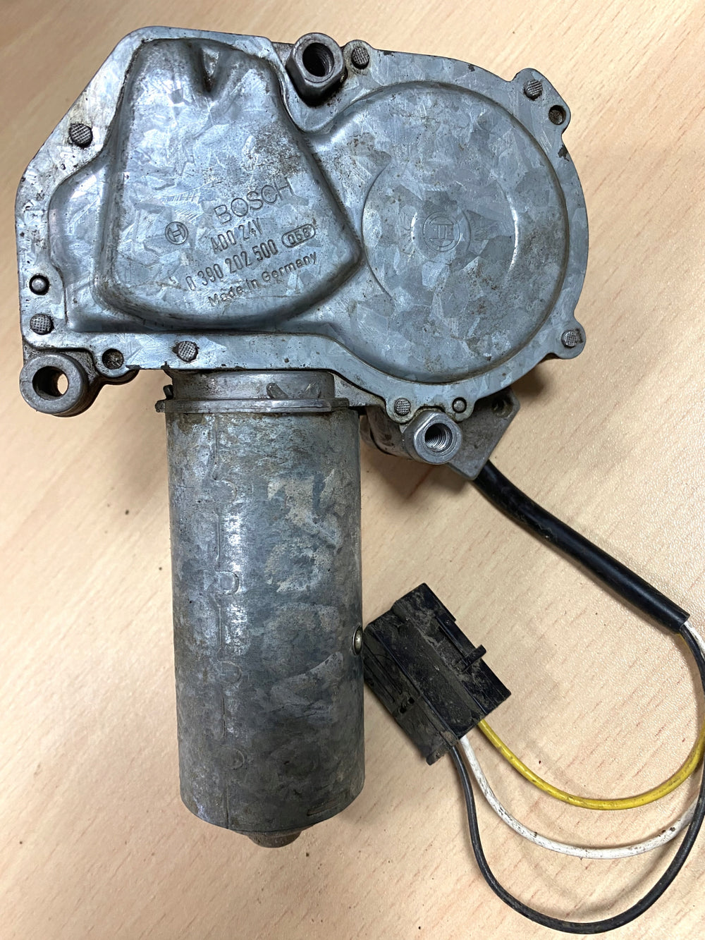 GEAR MOTOR