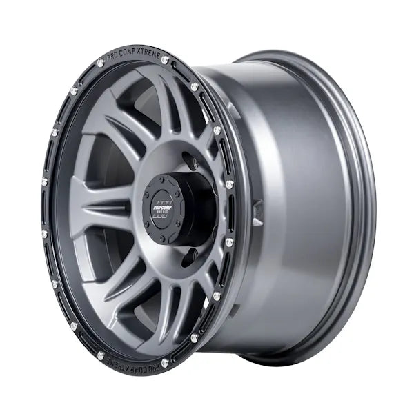 Pro Comp 17X8 5X5/ 4.5Bs