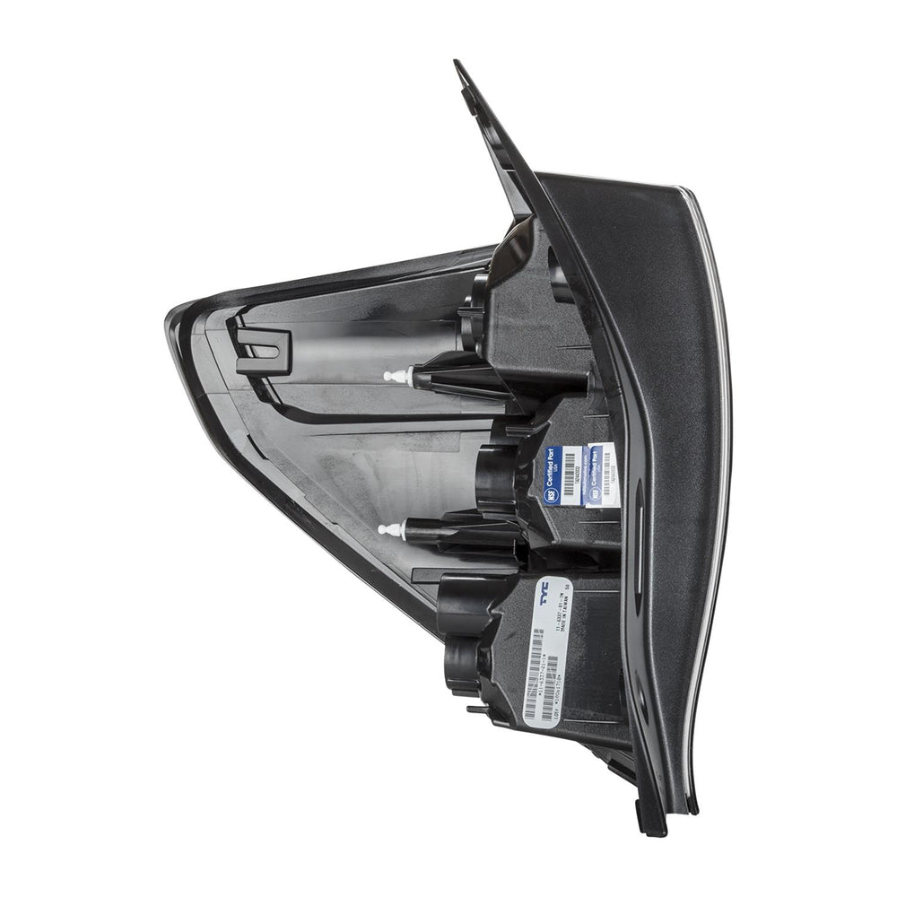 RH TAILLAMP LENS/HOUSING SUBARU FORESTER 20092013