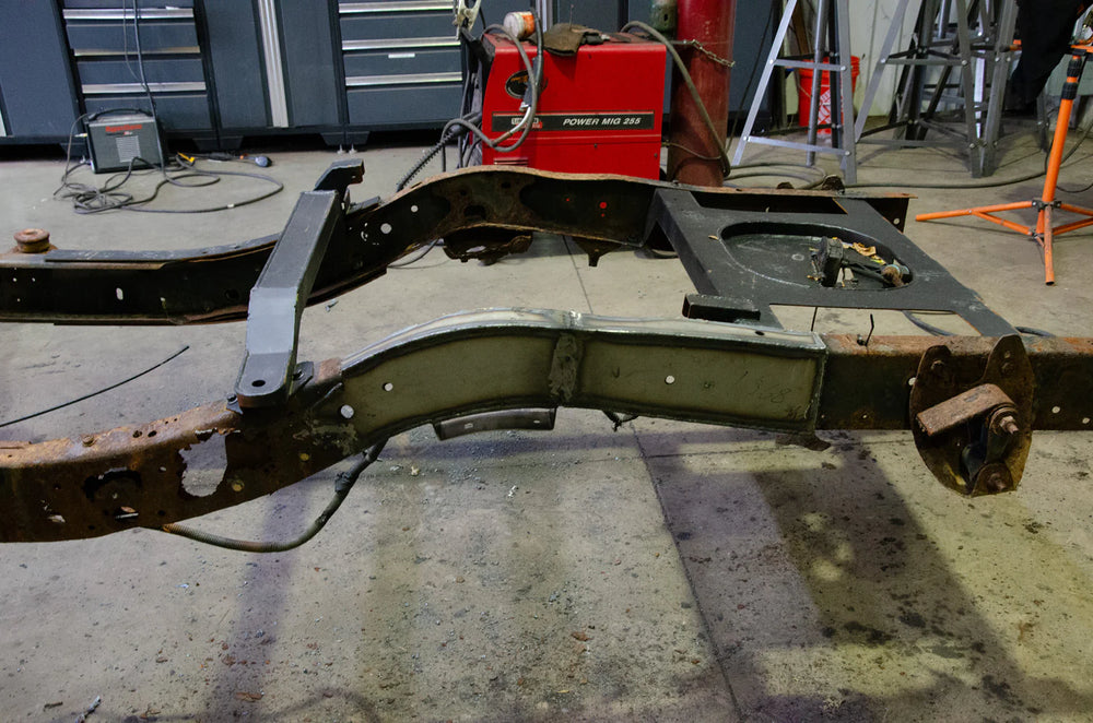 RustBuster 97-04 Dodge Dakota Over-Axle Frame Section - Right
