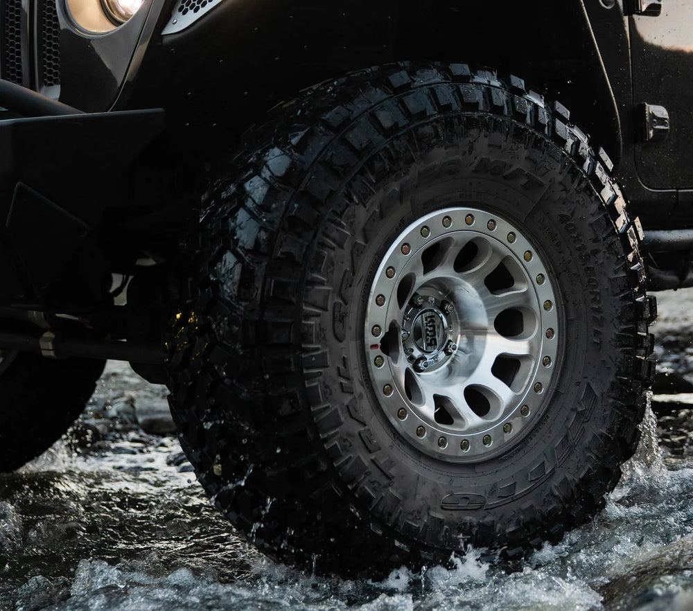 D582 18X9 8X170 GL-BLK-MIL 01MM