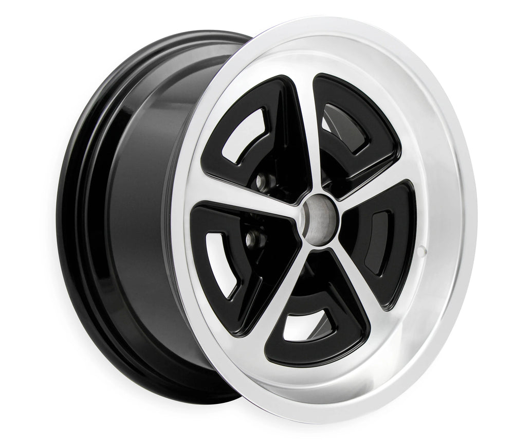HK MAGNUM 17X8 5x114.3/5x4.5 +0MM OS BLACK/MACHINED