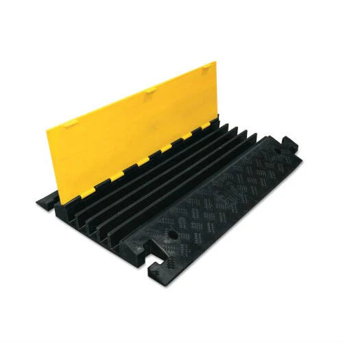 SOUTHWIRE 5CHANNEL CABLE PROTECTION BLACK AND YELLOW