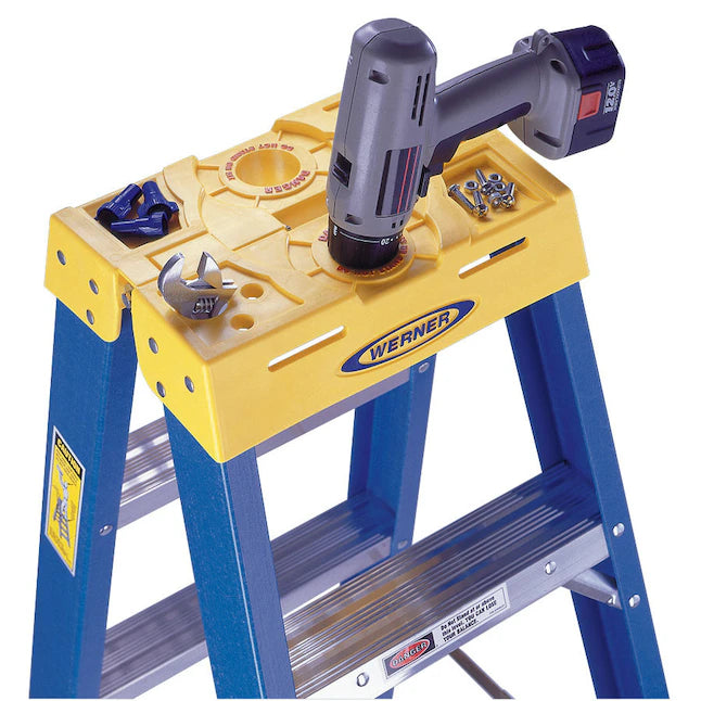 WERNER 4FT FIBERGLASS TWIN STEP LADDER TYPE I 250# CAPACITY T6004