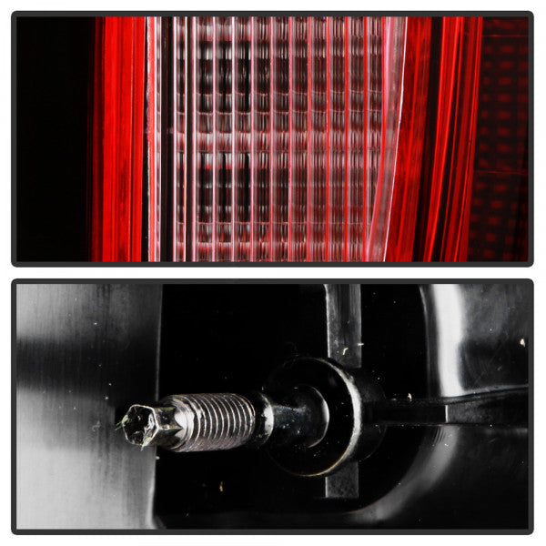 1923 SIERRA 1500/2500 W/O SIGNATURE FULL LED TAIL LIGHT OE RIGHT