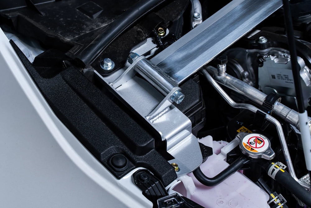 TOM'S COROLLA HATCH UPPER PERF