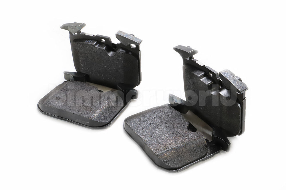 R auto part