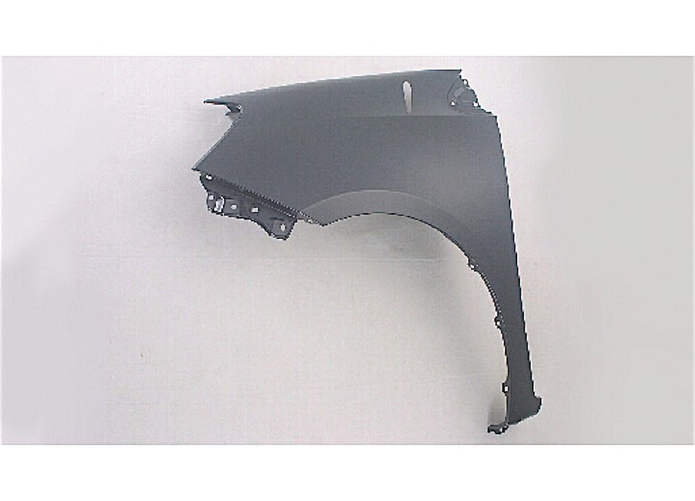 RH FENDER W/ ANTENNA HOLE SIENNA 0410