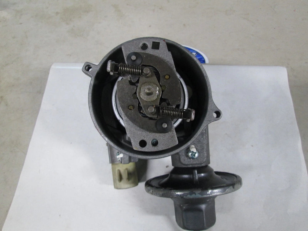 DISTRIBUTOR