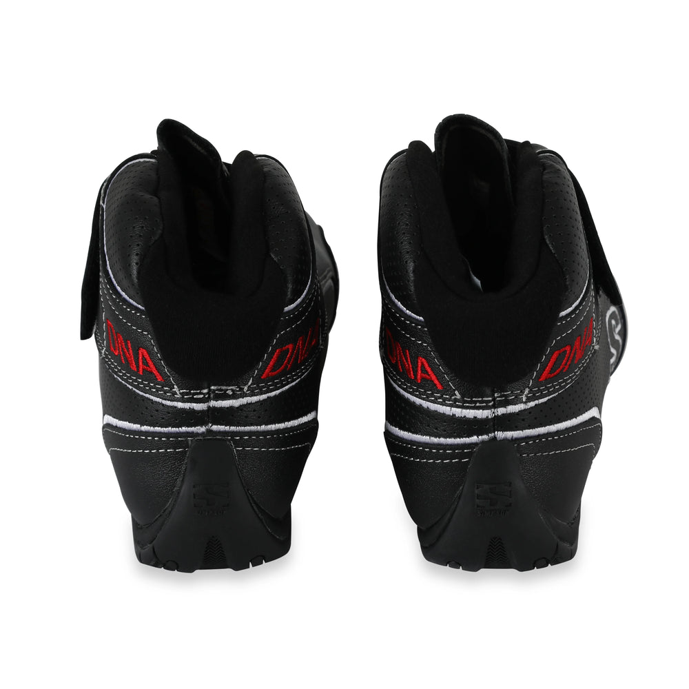 DNA SHOE 7.5 BLACK/WHITE