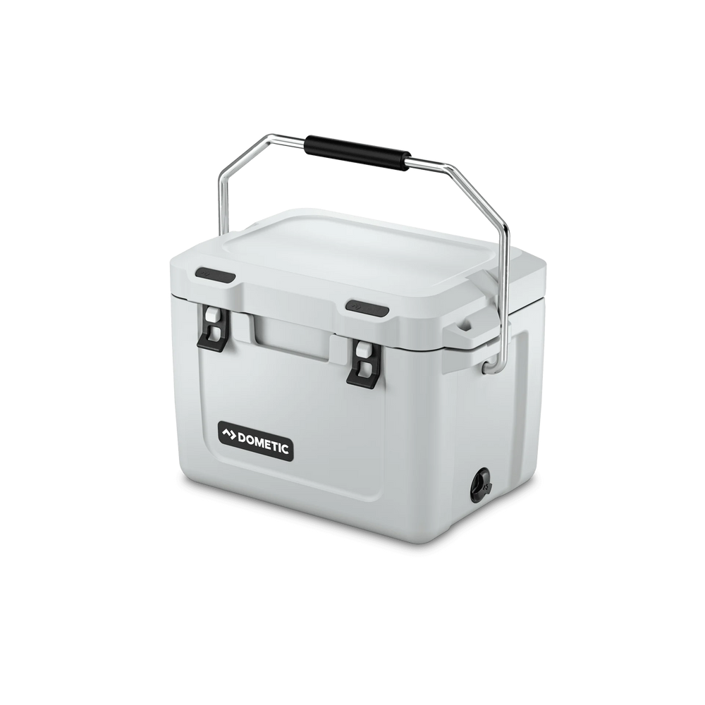 ~(28 lbs. 27X16X16)~ Patrol 35 Qt. Ice Chest Olive