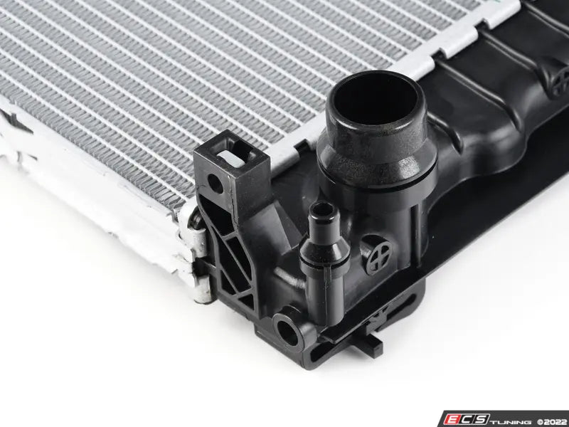 Mahle Radiator 70827982NA
