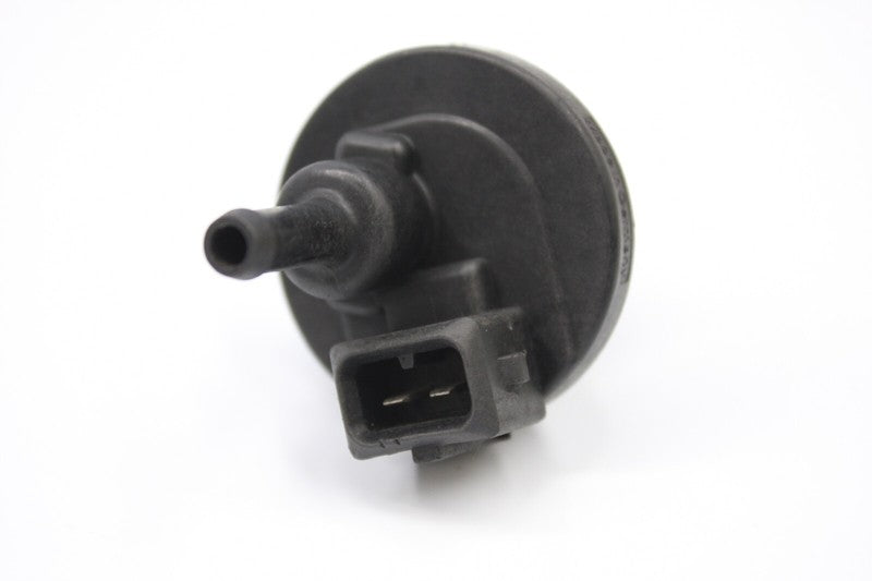 BLEEDER VALVE