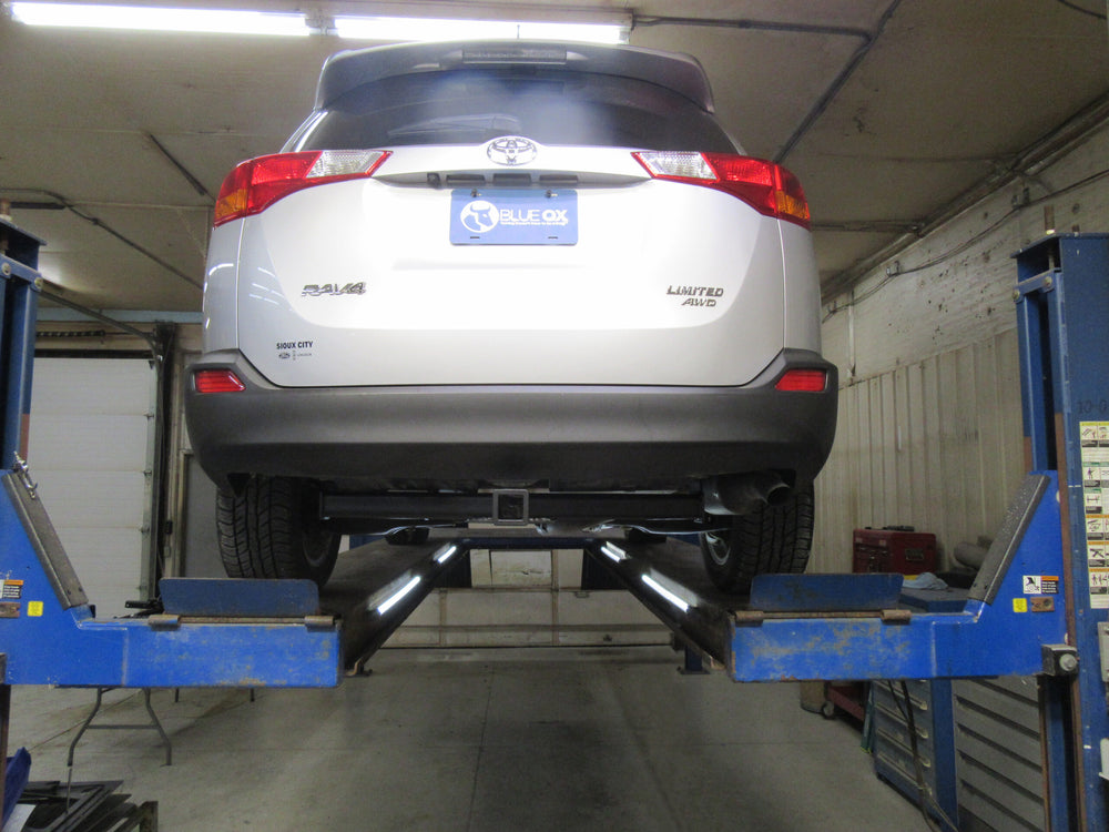 0618 RAV4 (EXCL ELECTRIC) CLASS III 2IN RECEIVER HITCH