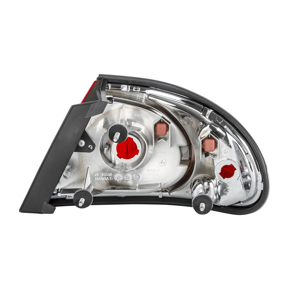 LH TAILLAMP ASSY QUARTER PANEL MOUNTED BUICK LESABRE 20012005