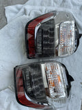 1423 TOYOTA 4RUNNER TAILLAMP LENS/HOUSING LH